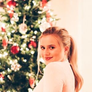 Meet your Posher, Savannah